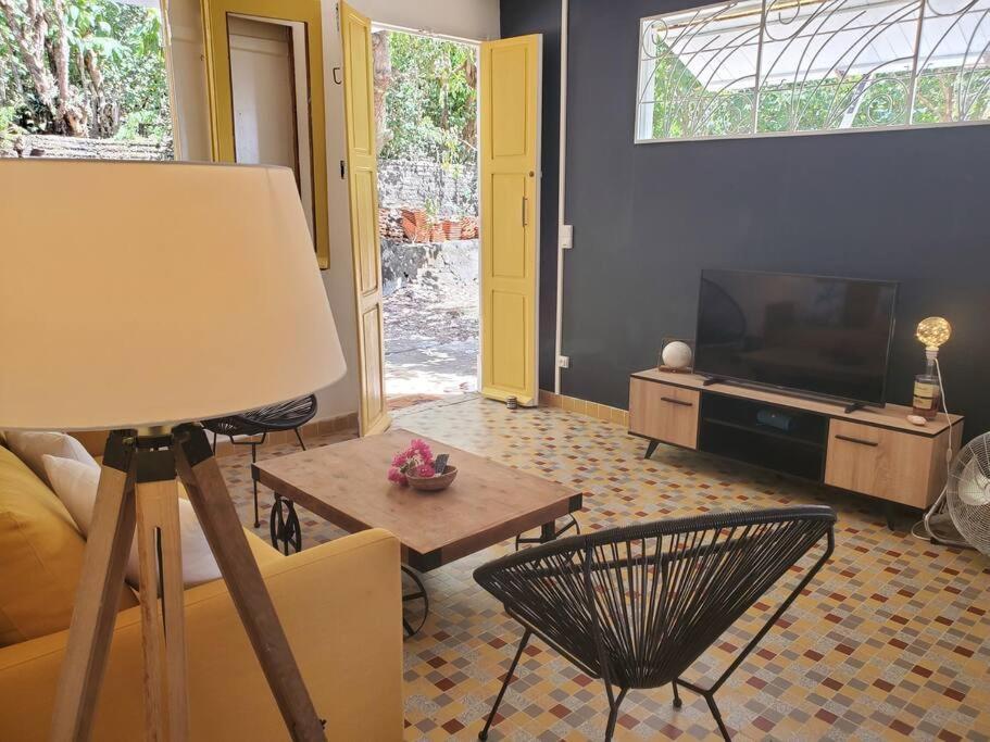 Villa Sunshine La Trinité Exterior foto